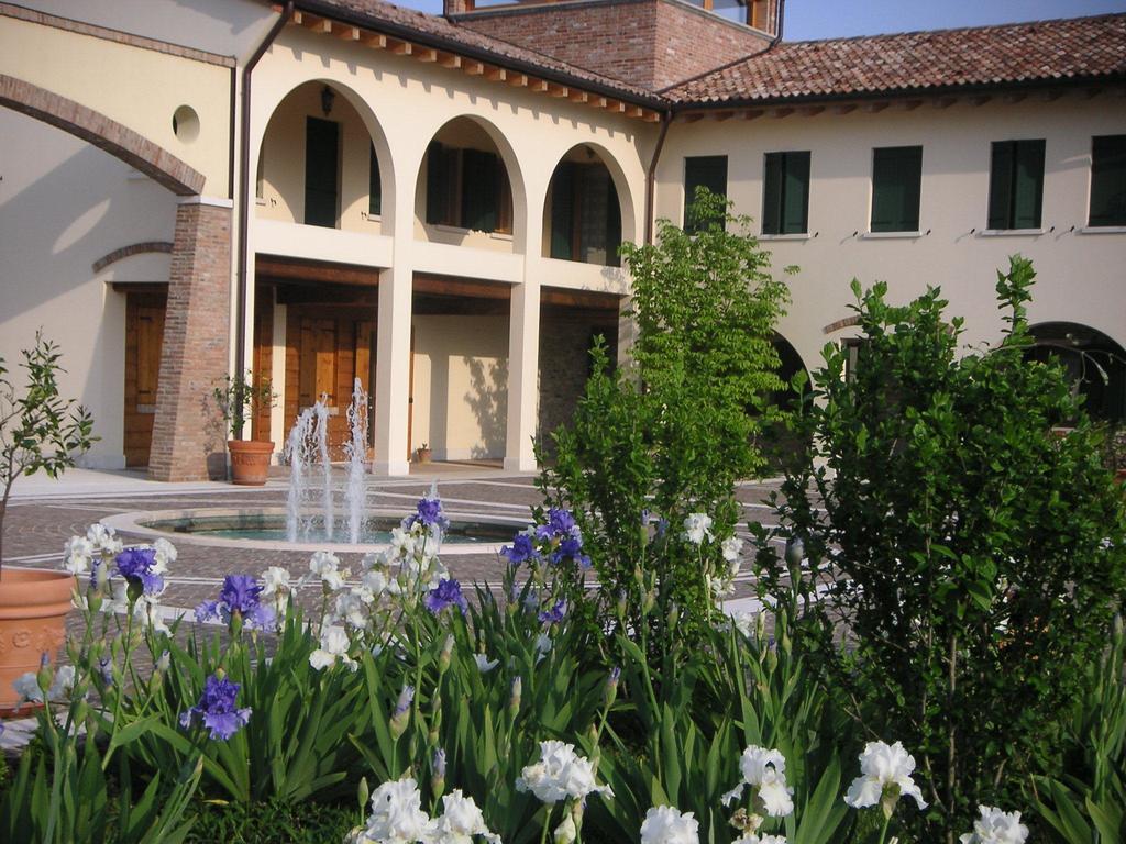 Agriturismo Due Torri มอนเตเบลลูนา ภายนอก รูปภาพ